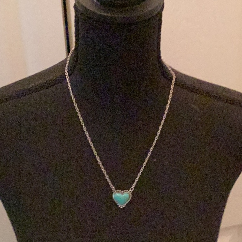 πNew So Amazing Necklace Makes Perfect Gift or Wear On Your Special Occasion π - Picture 6 of 10